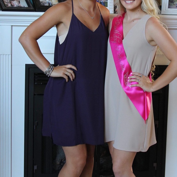 Dress - Picture 2 of 3